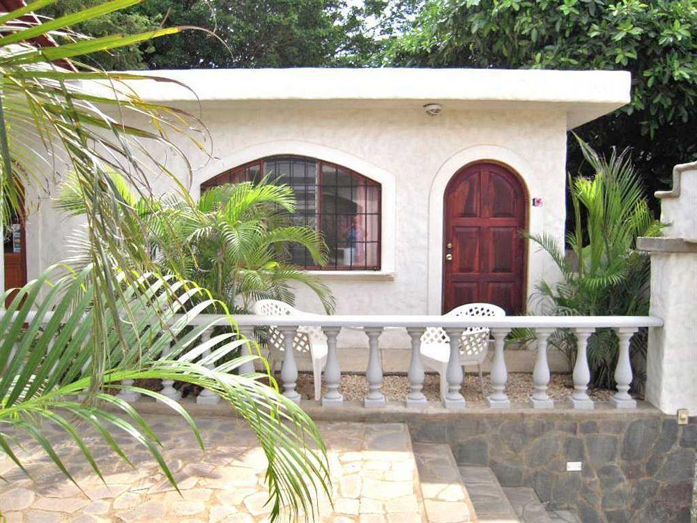 Hotel Flores (Adults Only) Tamarindo Zewnętrze zdjęcie